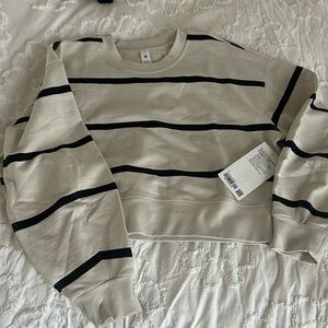 Lululemon oversized cropped crew